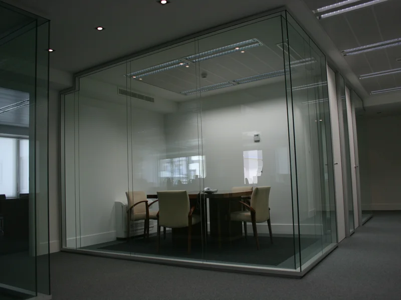 Mamparas divisorias de oficinas proyecto N+1 en MADRID ESPAÑA