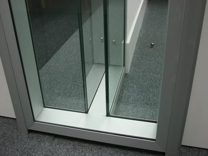 Mamparas divisorias de oficinas proyecto N+1 en MADRID ESPAÑA