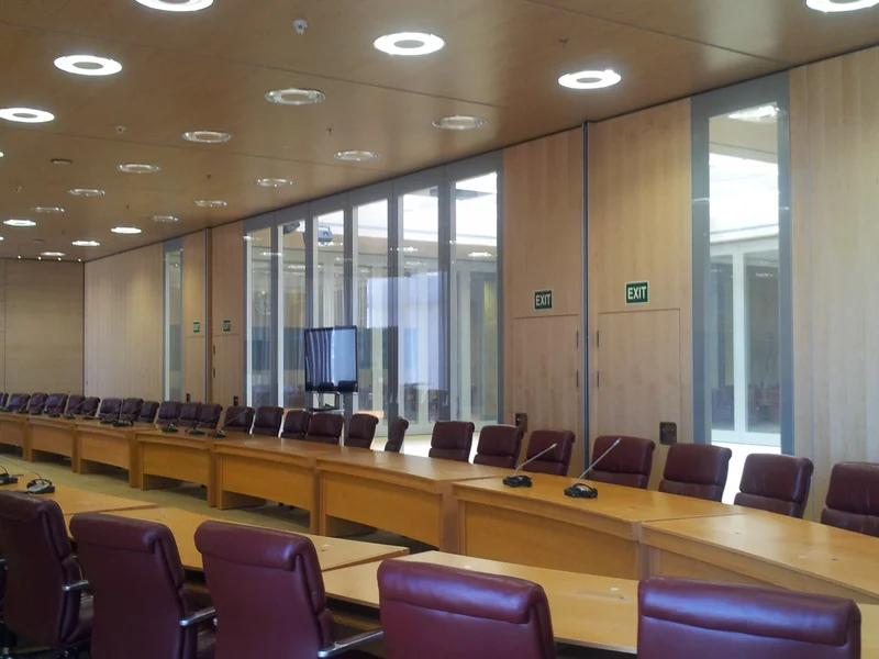 Muros Tabiques Móviles de vidrio doble acústicos OAMI