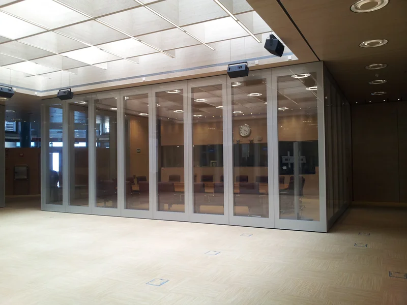 Muros Tabiques Móviles de vidrio doble acústicos OAMI